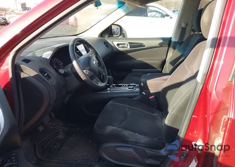 2013 Nissan Pathfinder S z USA, uszkodzony, nr VIN 5N1AR2MM1DC669624